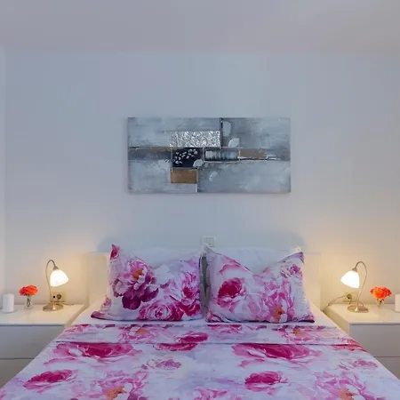 Apartment Mirjan